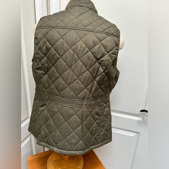 Army Green Quilted Vest NWT - Picture 5 of 9